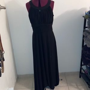 SLNY full length black. Size 16 excellent condition
